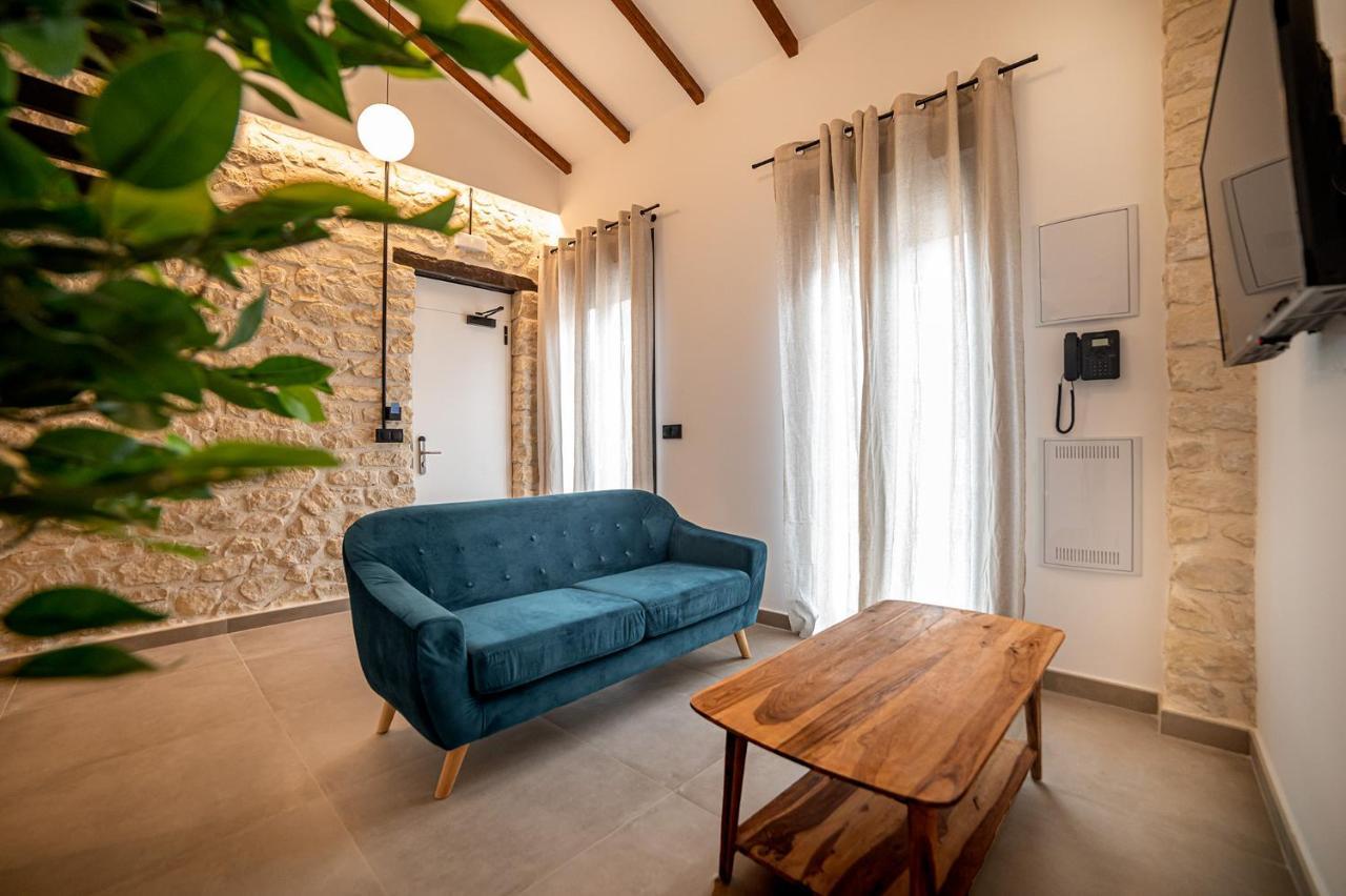 Apartamentos Loliqui Centro Alicante Exterior photo